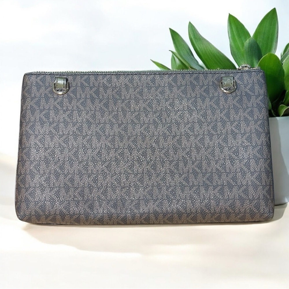 Michael Kors Clutch - Picture 2 of 9